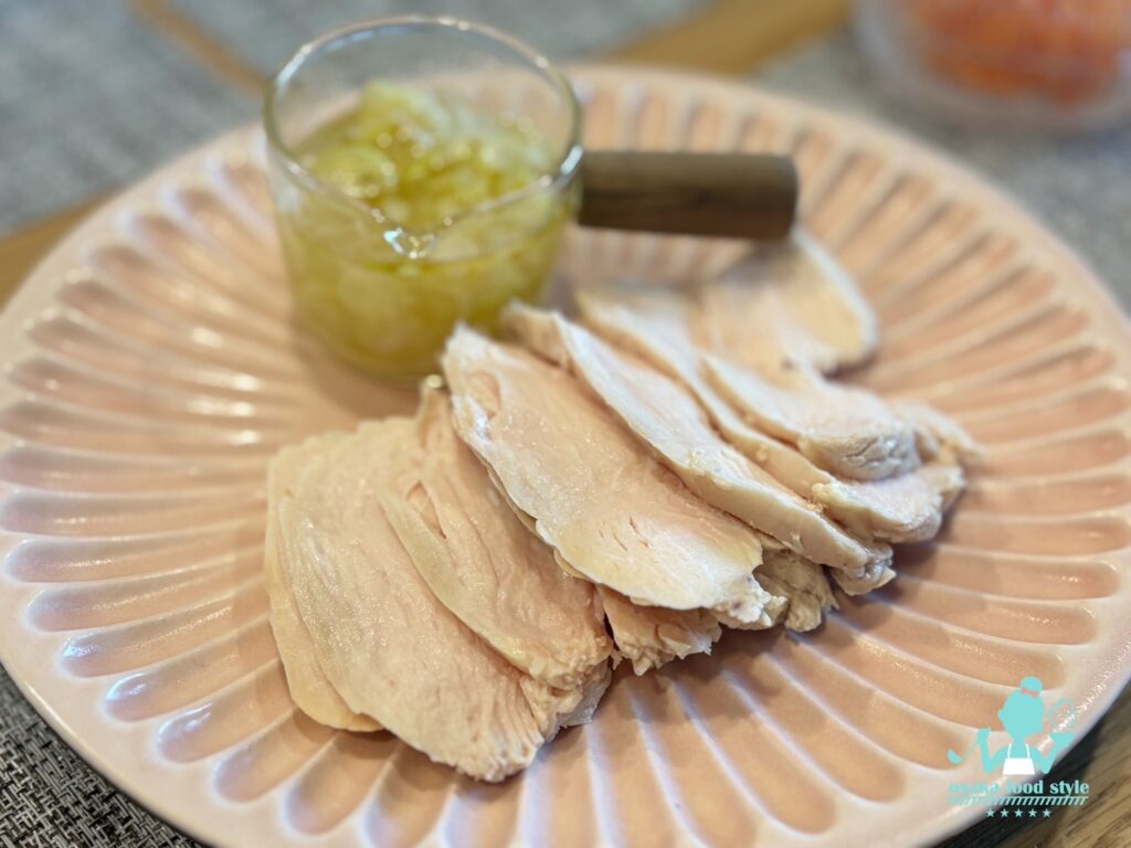 しっとり茹で鶏のすだちネギダレがけのサムネイル