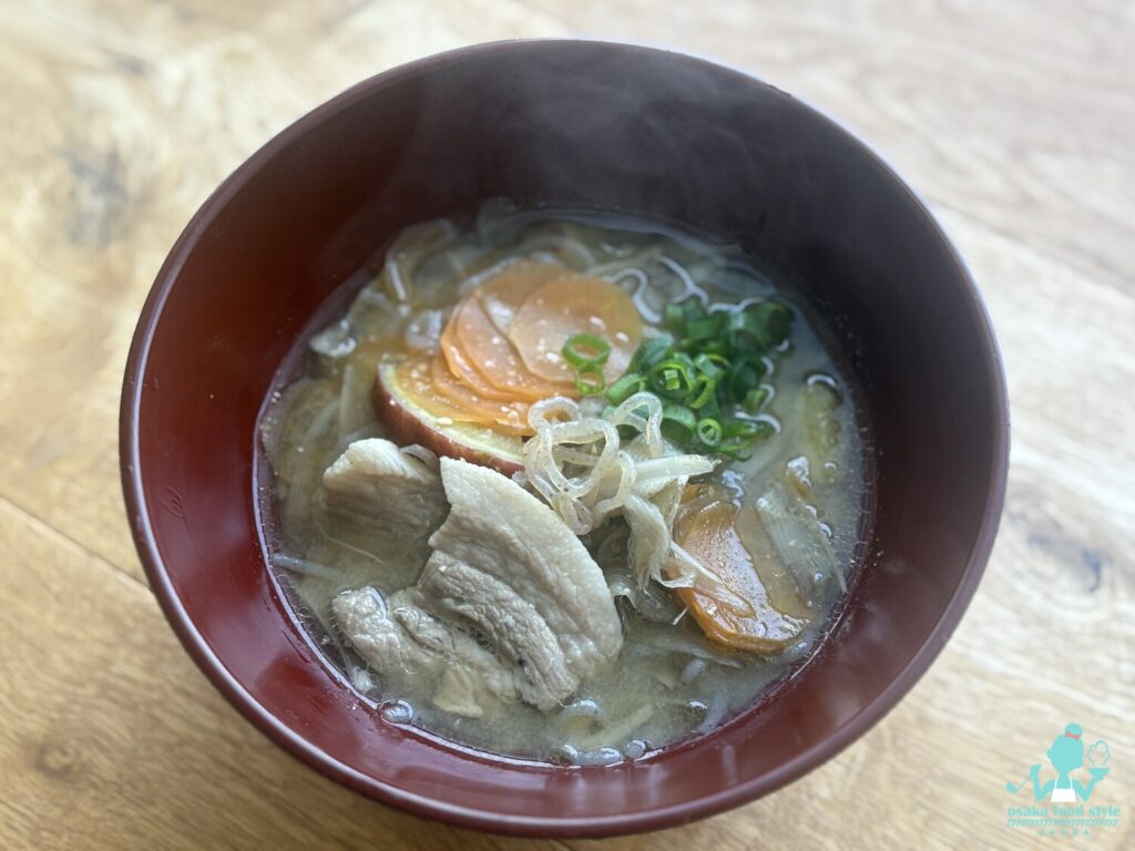 いい豚バラ肉で作る「関西風豚汁」のサムネイル