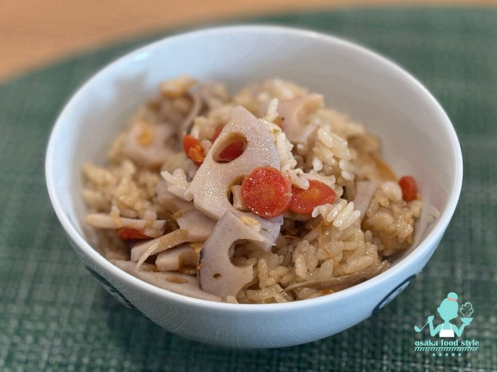 柚子こしょう香るレンコンとキノコの炊き込みご飯のサムネイル