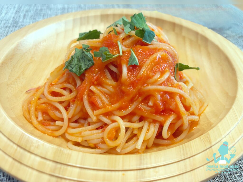 生トマト2個で「フレッシュトマトのパスタソース」のサムネイル